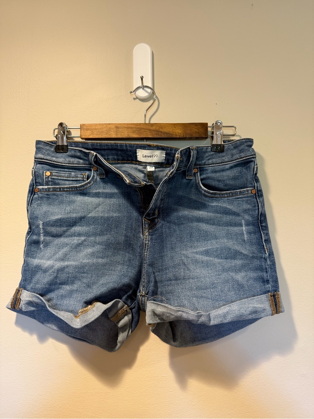 Level 99 Women's Blue Rolled Hem Denim Shorts